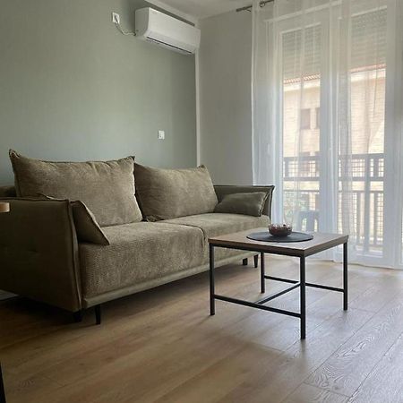 Apartman Stela Книн Екстер'єр фото